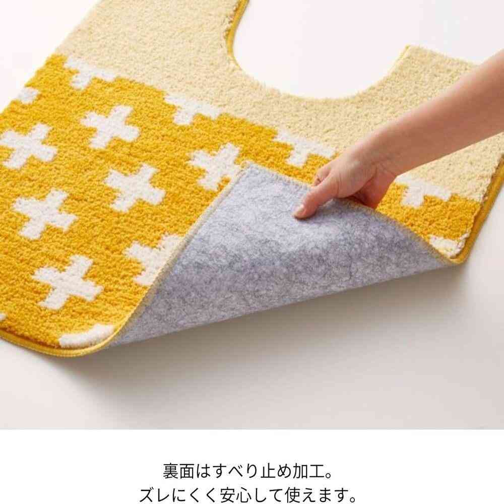 Fujie Marshmallow Toilet Mat Triangle Pink MM-103