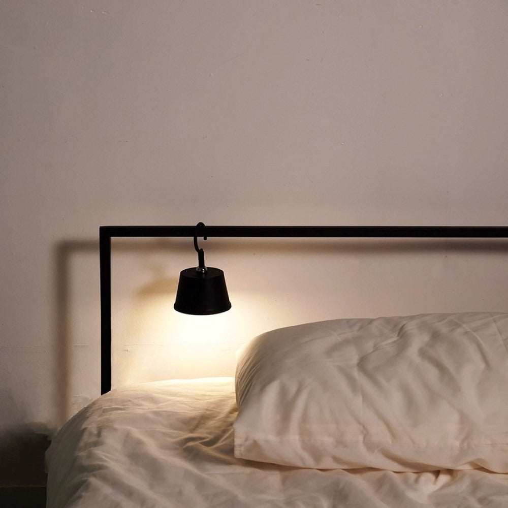 MB474 Magnecco Portable Lamp BK