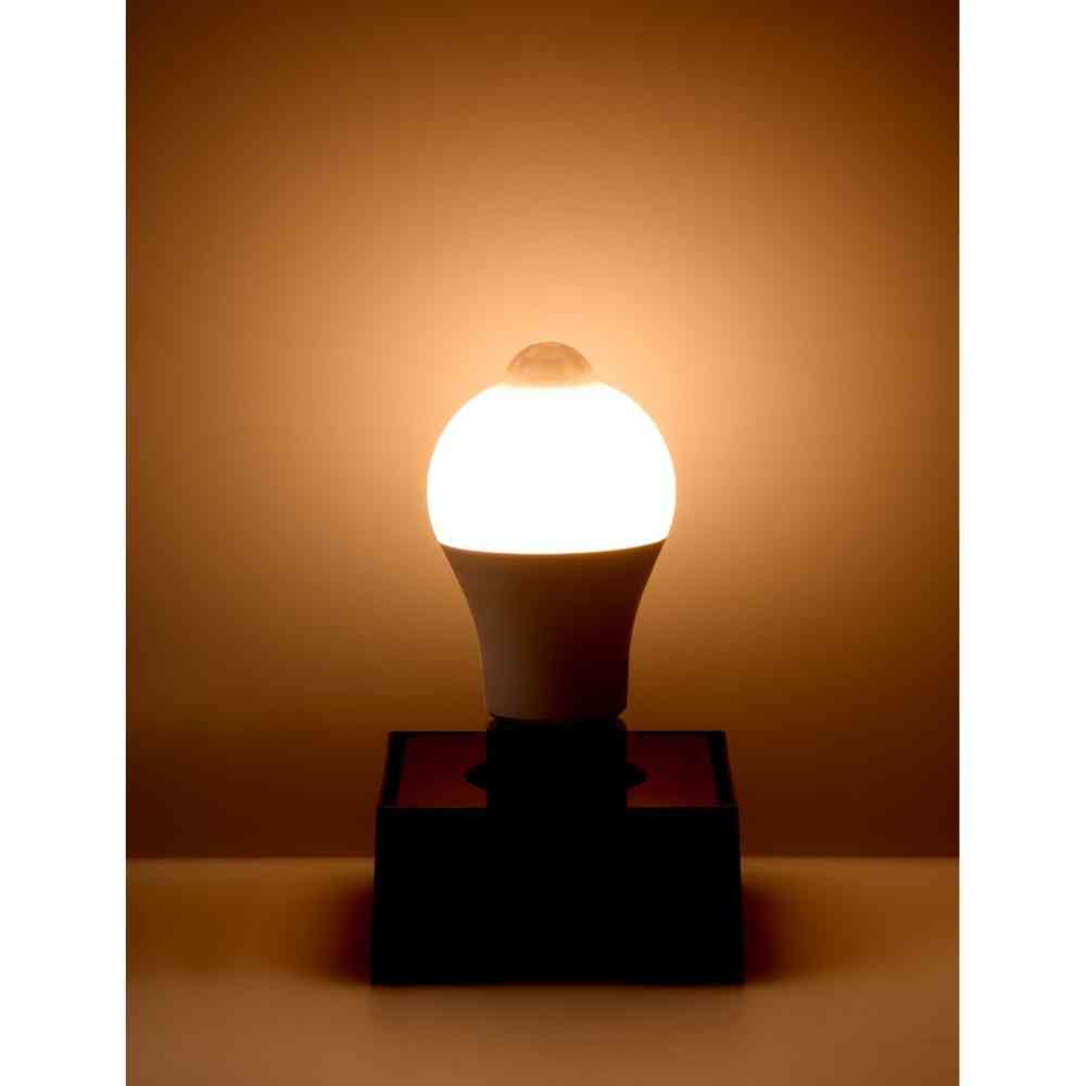 ELPA Human Sensor LED Bulb 40W Equivalent