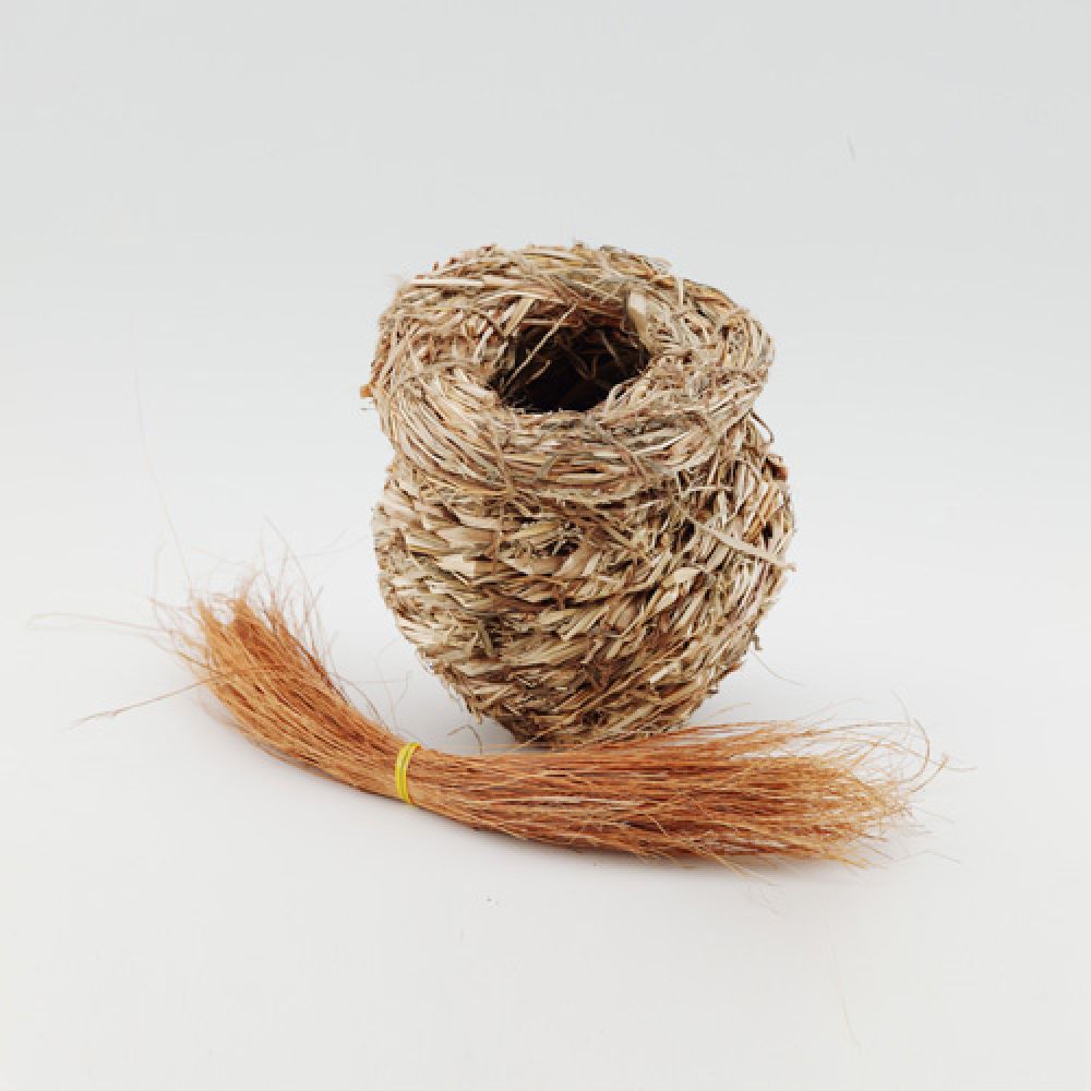 Natural Pet Foods Tsubo Nest Grass Included Medium