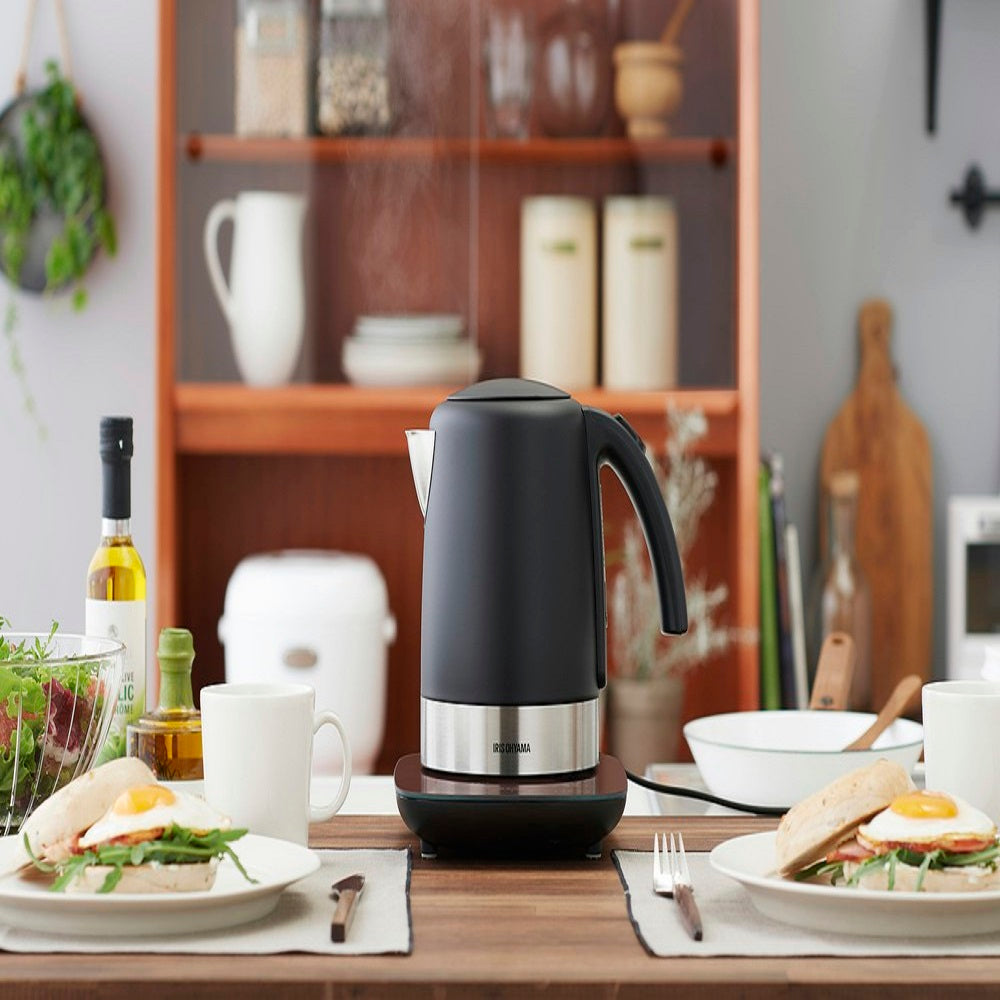 Iris Ohyama Design Kettle with Temperature Control -IKE-D1000T-B