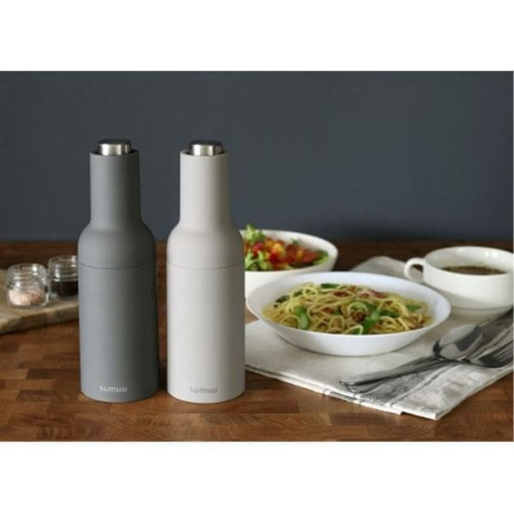 MCK136SB sumuu Bottle-Shaped Salt & Pepper Mill