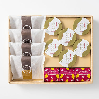 Sweet Delights: Fluffy Dorayaki and Confectionery Assortment 13 Pieces