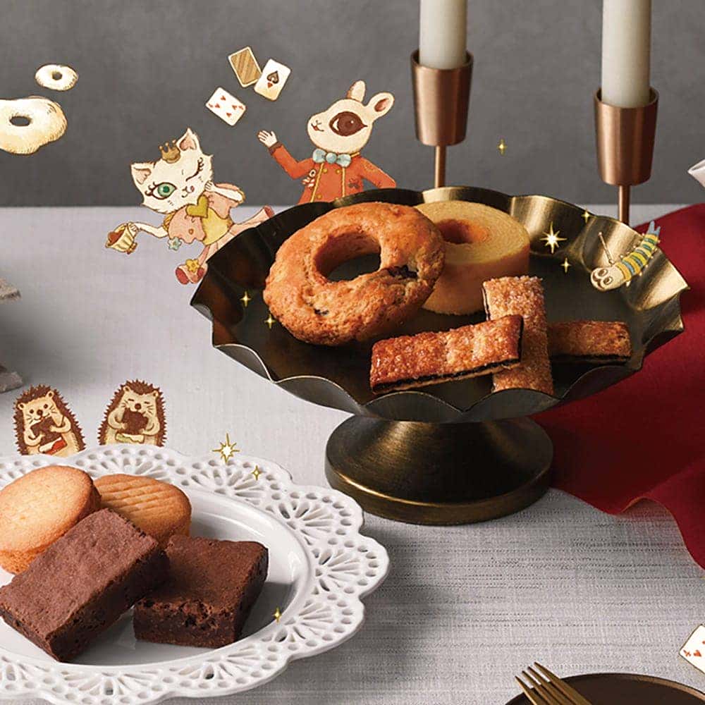 Heart Bread Antique Magical Baked Sweets Box - 1 Box