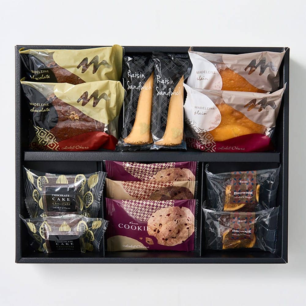 Hotel Okura Sweets Gift Set - 13 Pieces