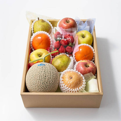 Hoshi Fruits Seasonal Fruit Box EN