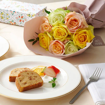Frill Passion 8 Stems & 7 Fruit Pound Cake