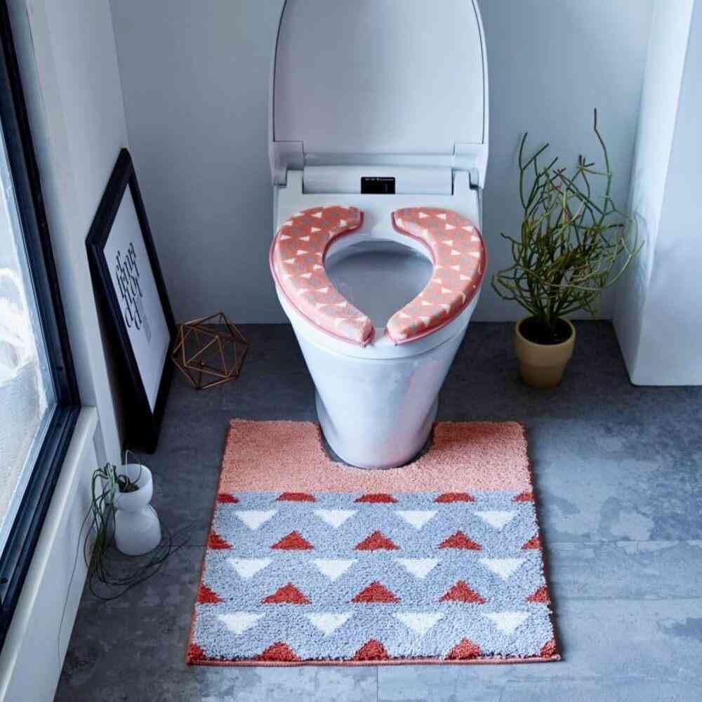 Fujie Marshmallow Toilet Mat Triangle Pink MM-103