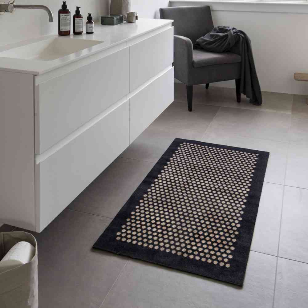 Fujie tica copenhagen Floor Mat 67×120 DOT Black/Sand