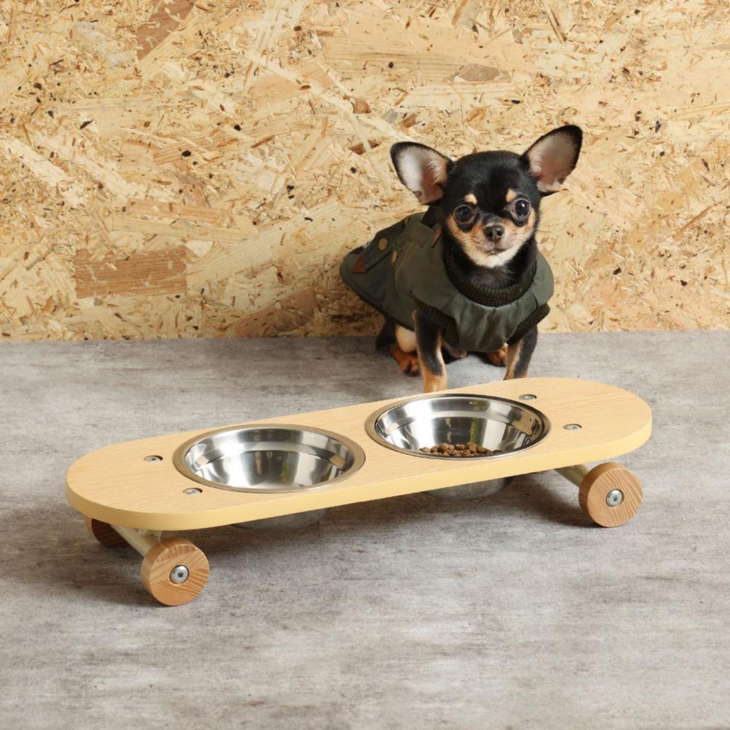 Pet Food Bowl Skate Plate Natural Small 326837