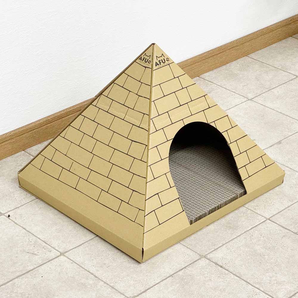 Cat House with Scratching Post