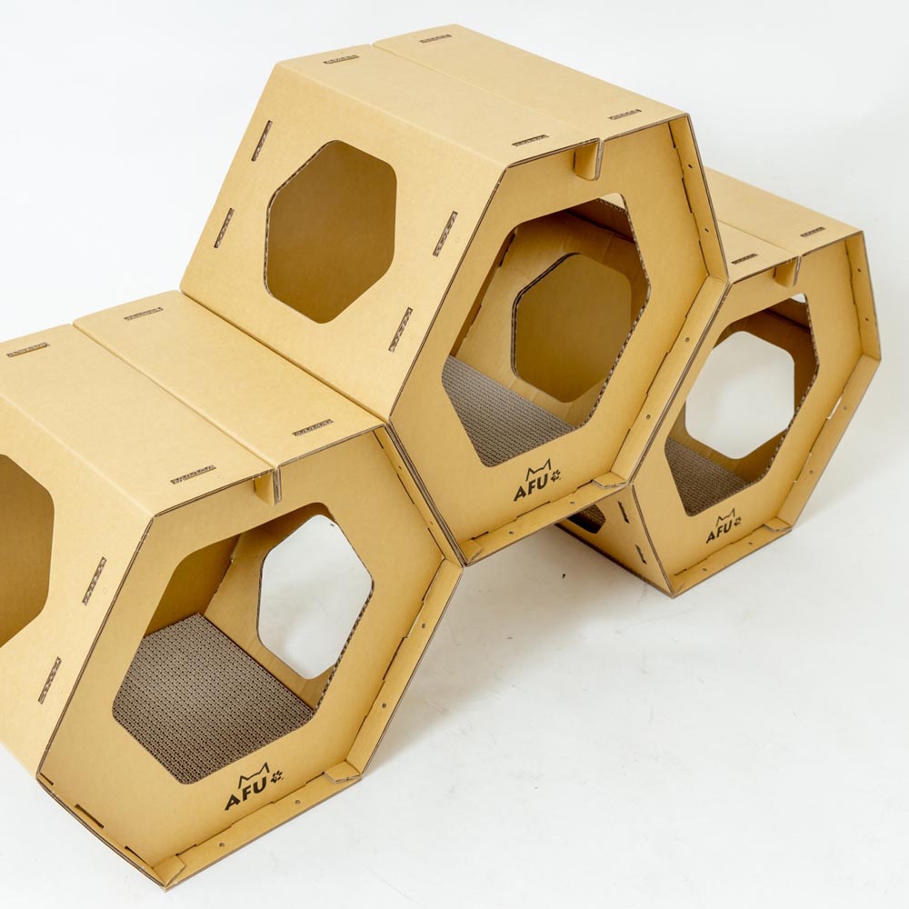 Honeycomb House with Scratching Post - Set of 3