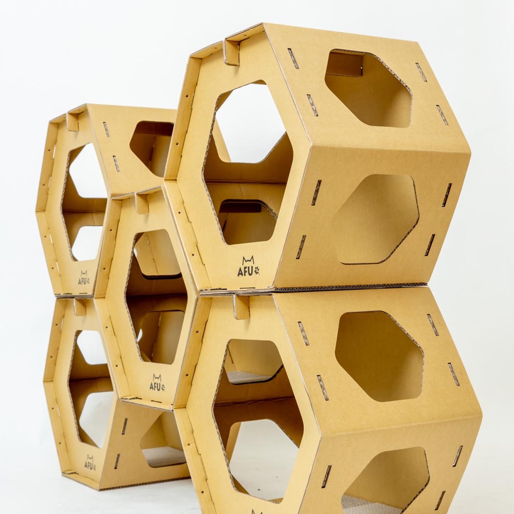 Honeycomb House with Scratching Post - Set of 5
