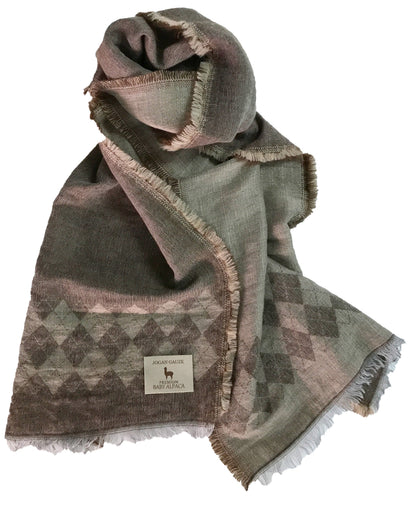 Z1149 Argyle Pattern Stole Brown BAAG-1000A