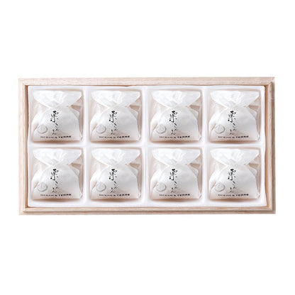 Nakatsugawa Specialty Sweets Chestnut Kinton 8 Pieces in Wooden Box A1000