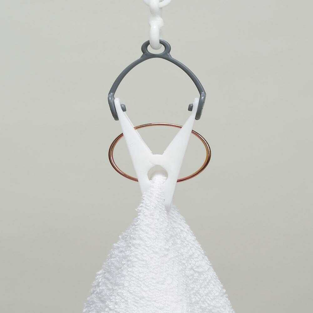 Park Lane ONE Easy-to-Use Hanger 40 Clips Gray