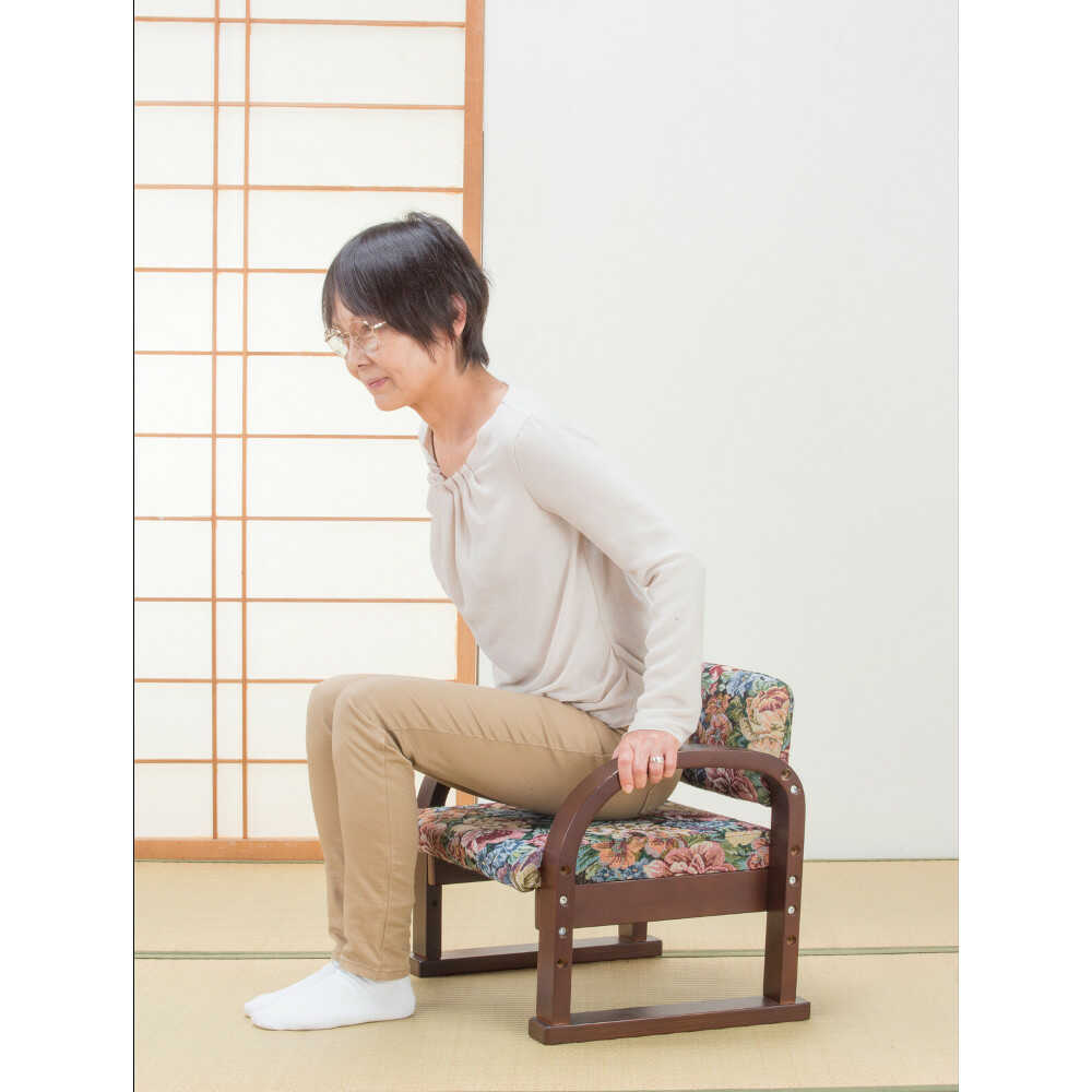 Natural Wood Easy Stand-Up Chair Gobelin