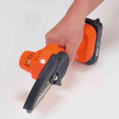 Handy Chainsaw 6-Piece Set with Extra Battery