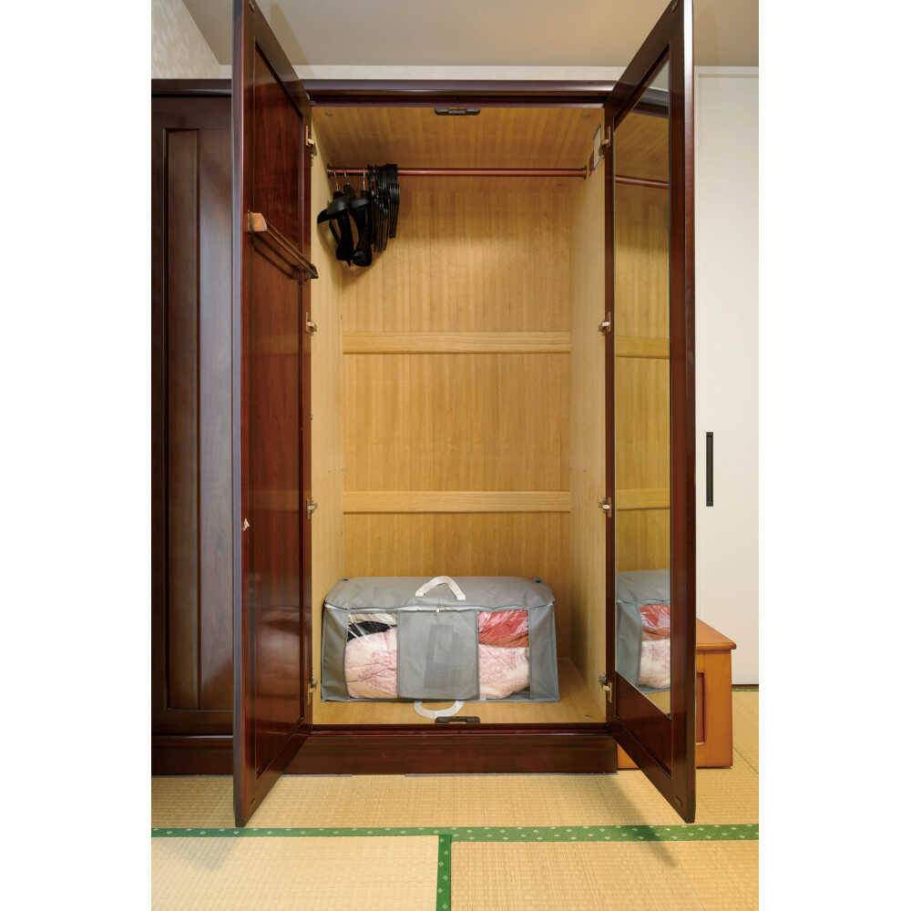 Vacuum-Free Compression Storage Box 2 Pieces + Bamboo Charcoal Sheet [04384]