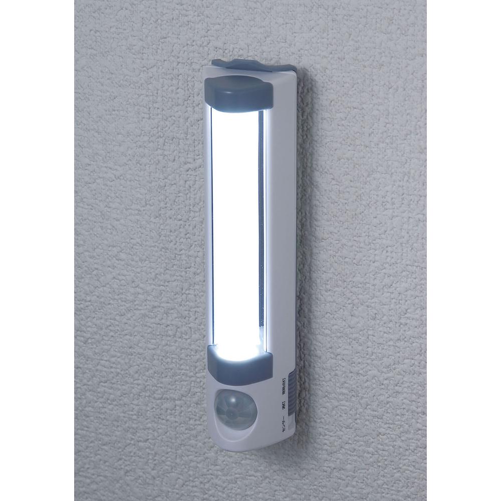 ELPA LED Sensor Light Night Light Motion Sensor Battery Operated White LED Brightness 9lm PM-L255