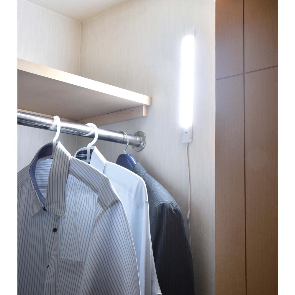 ELPA LED Multi-Purpose Light with Motion Sensor