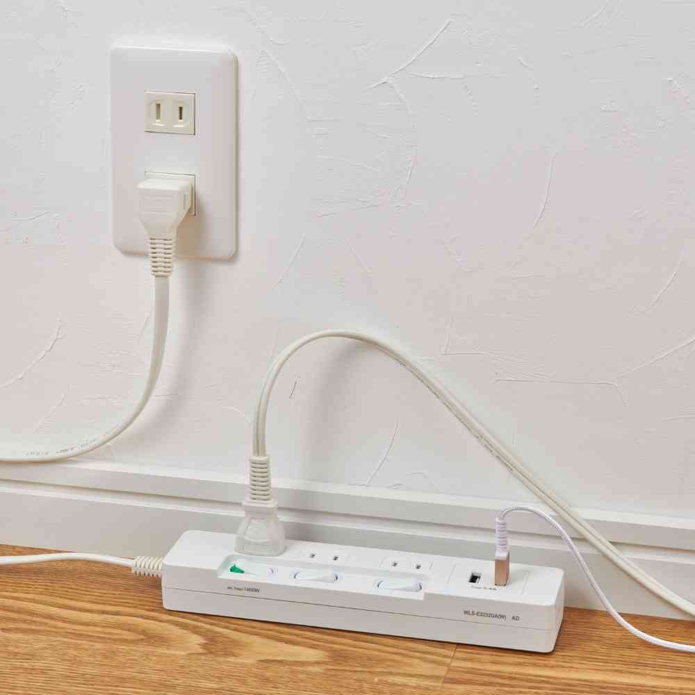 ELPA Lamp-Free Switch Power Strip 3 Outlets USB-A×2 2m White WLS-E3232UA
