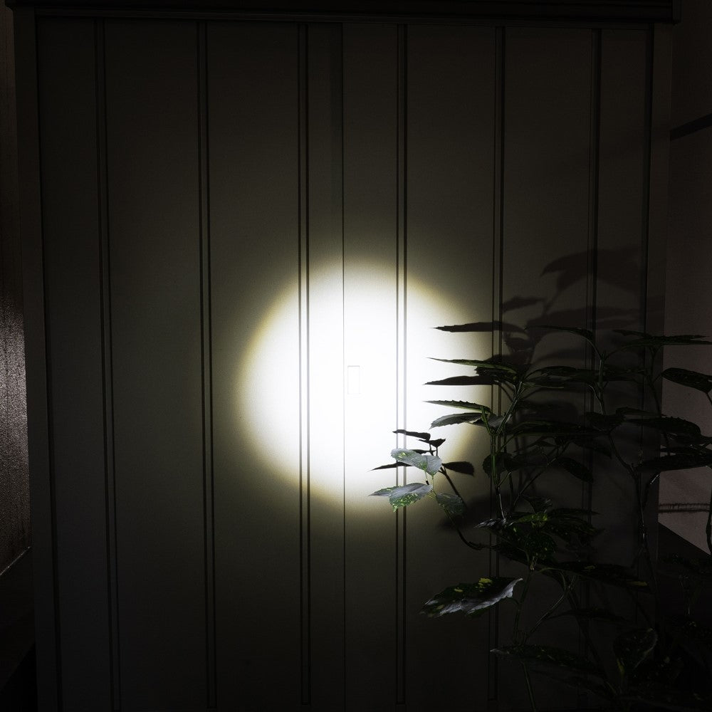 ELPA LED Aluminum Hand Light 450 Lumens DOP-EP540