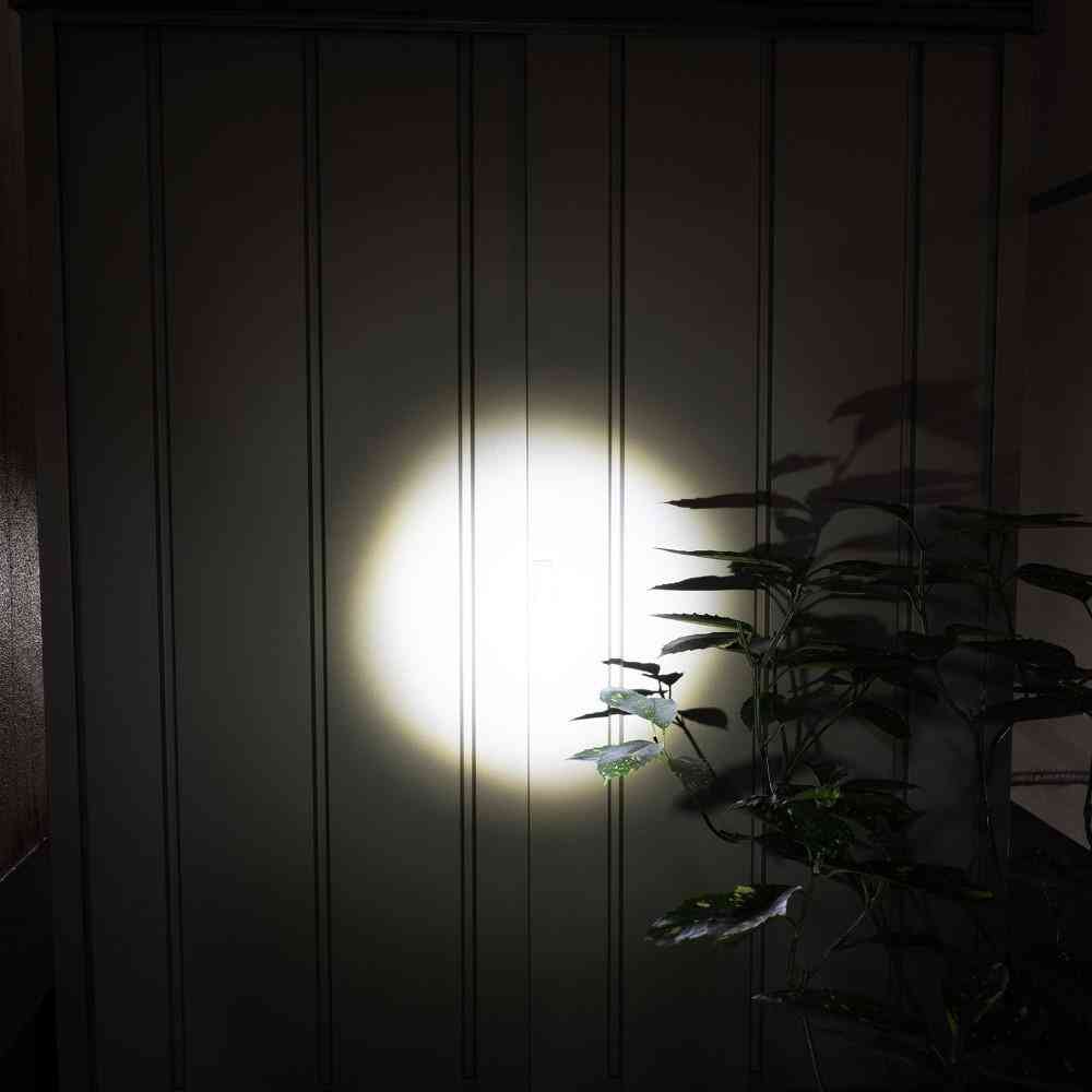 ELPA LED Aluminum Hand Light 650 Lumens DOP-EP560