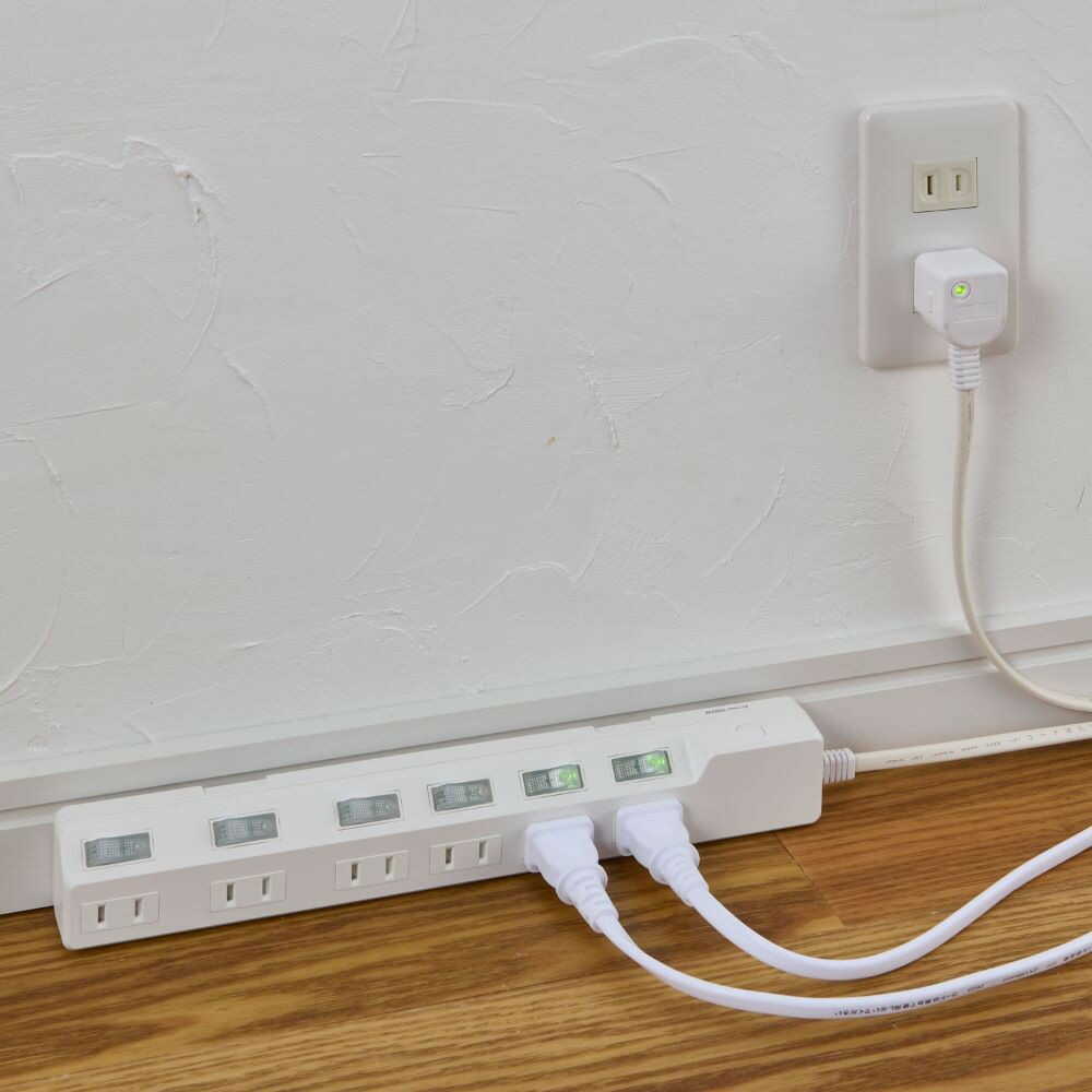 Elpa ELPA Lightning-Proof Switch Tap 6P2M Surge Guard LED Indicator for ON/OFF Energy Saving WLK-62S (W)