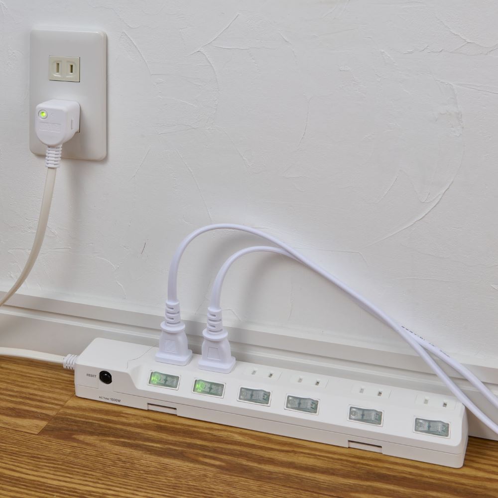 Elpa ELPA Lightning-Proof Switch Tap 6P2M Surge Guard WLK-62B (W)