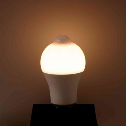 ELPA Human Sensor LED Bulb 40W Equivalent