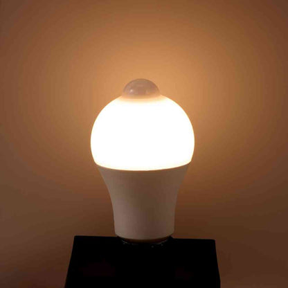 ELPA Human Sensor LED Bulb 60W Equivalent