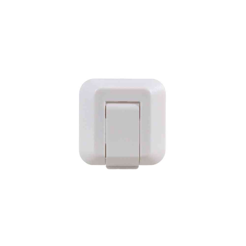 ELPA Locking Outlet Cap Earth AN-L304 (W)