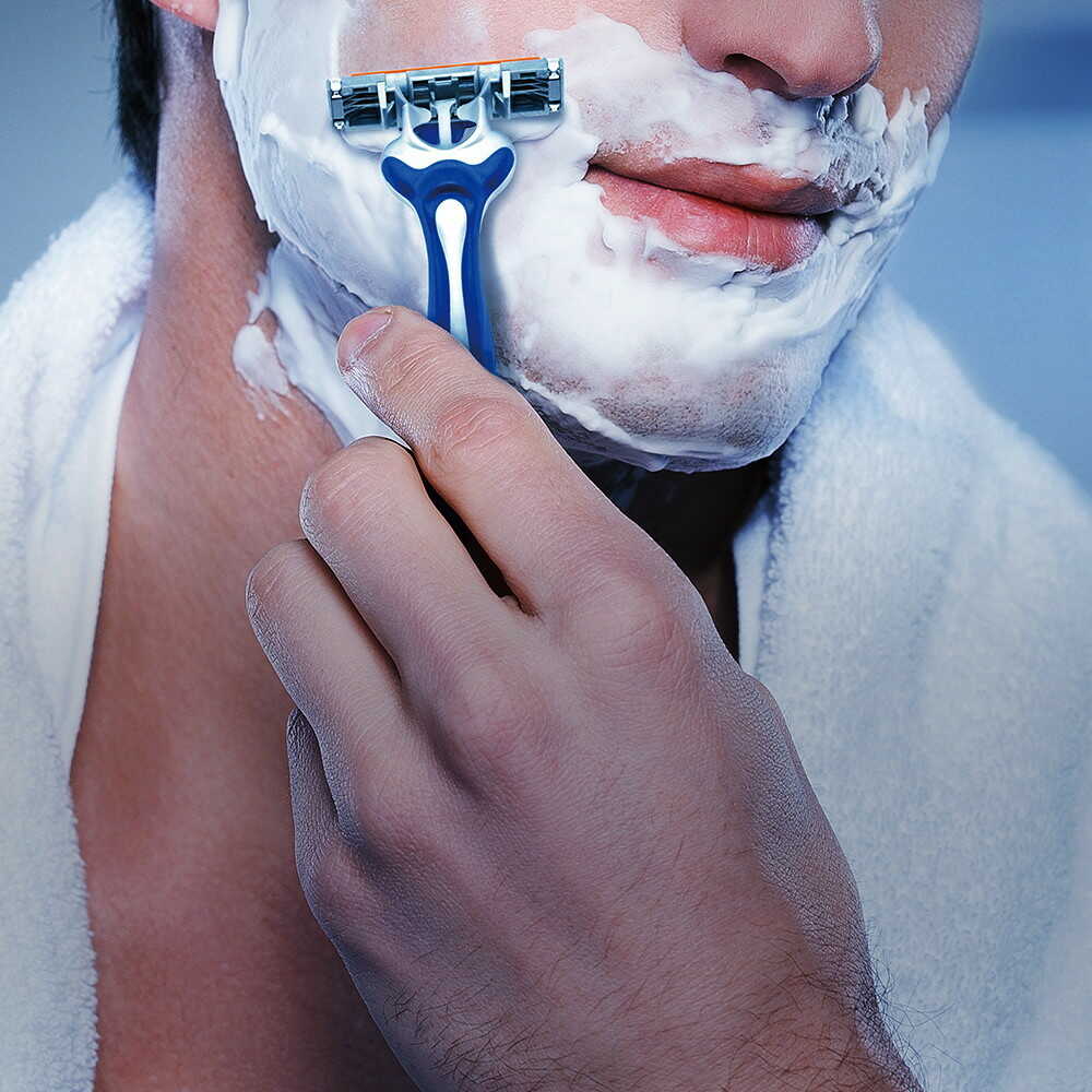 P&G Gillette Custom Plus 3 Premium Smooth (3 Pack)