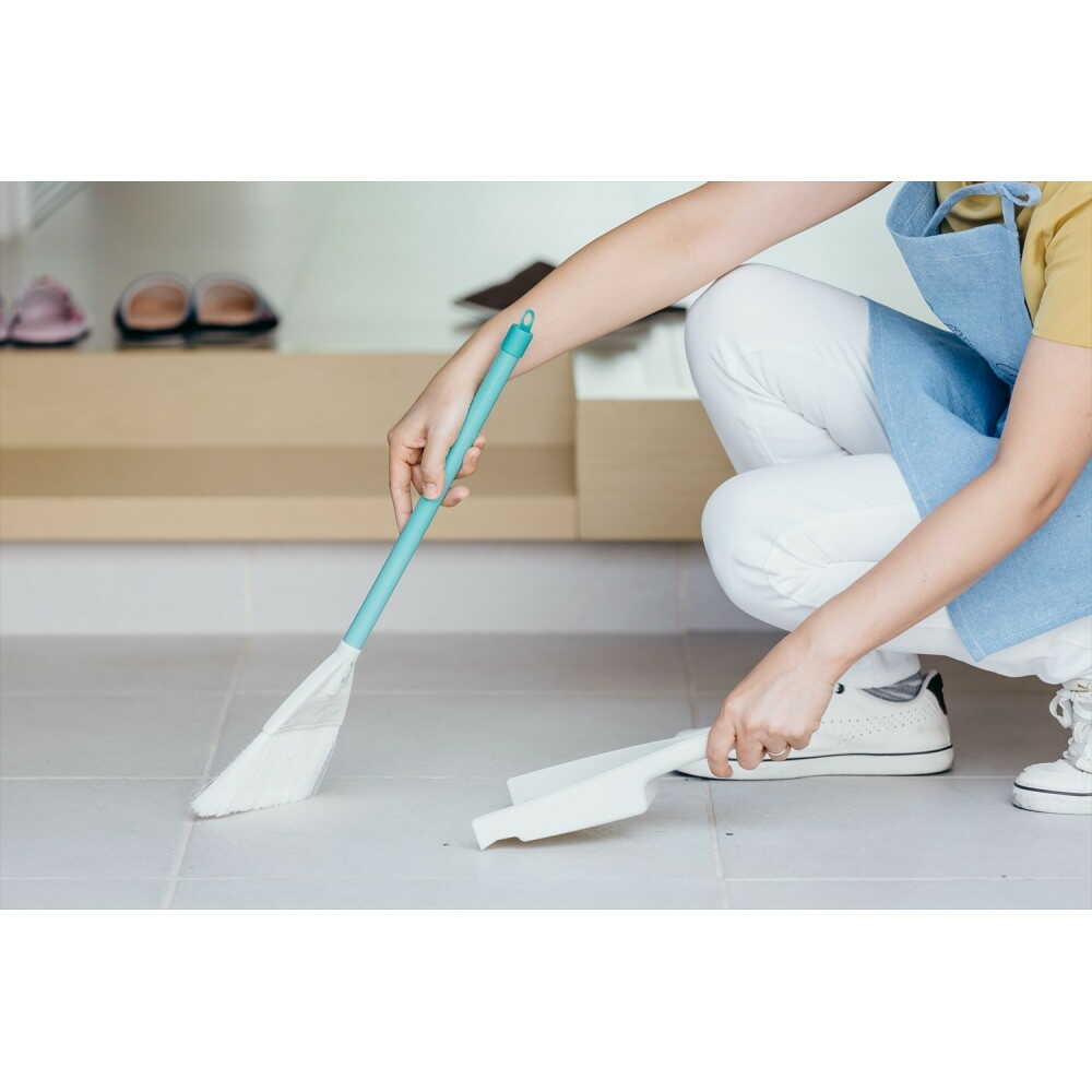 Yamazaki Industry Mini Broom Pair