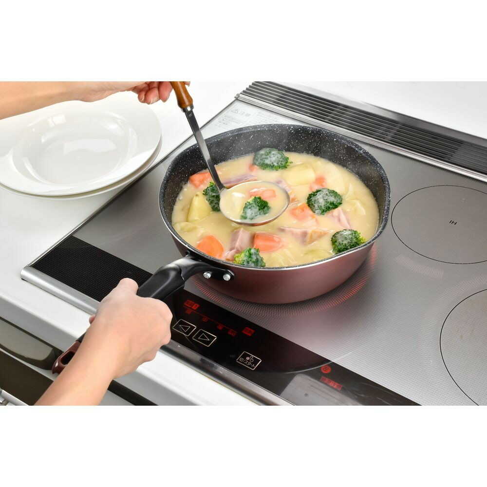 Wahei Freiz Mega Fukka IH Compatible Frying Pan 24cm Brown