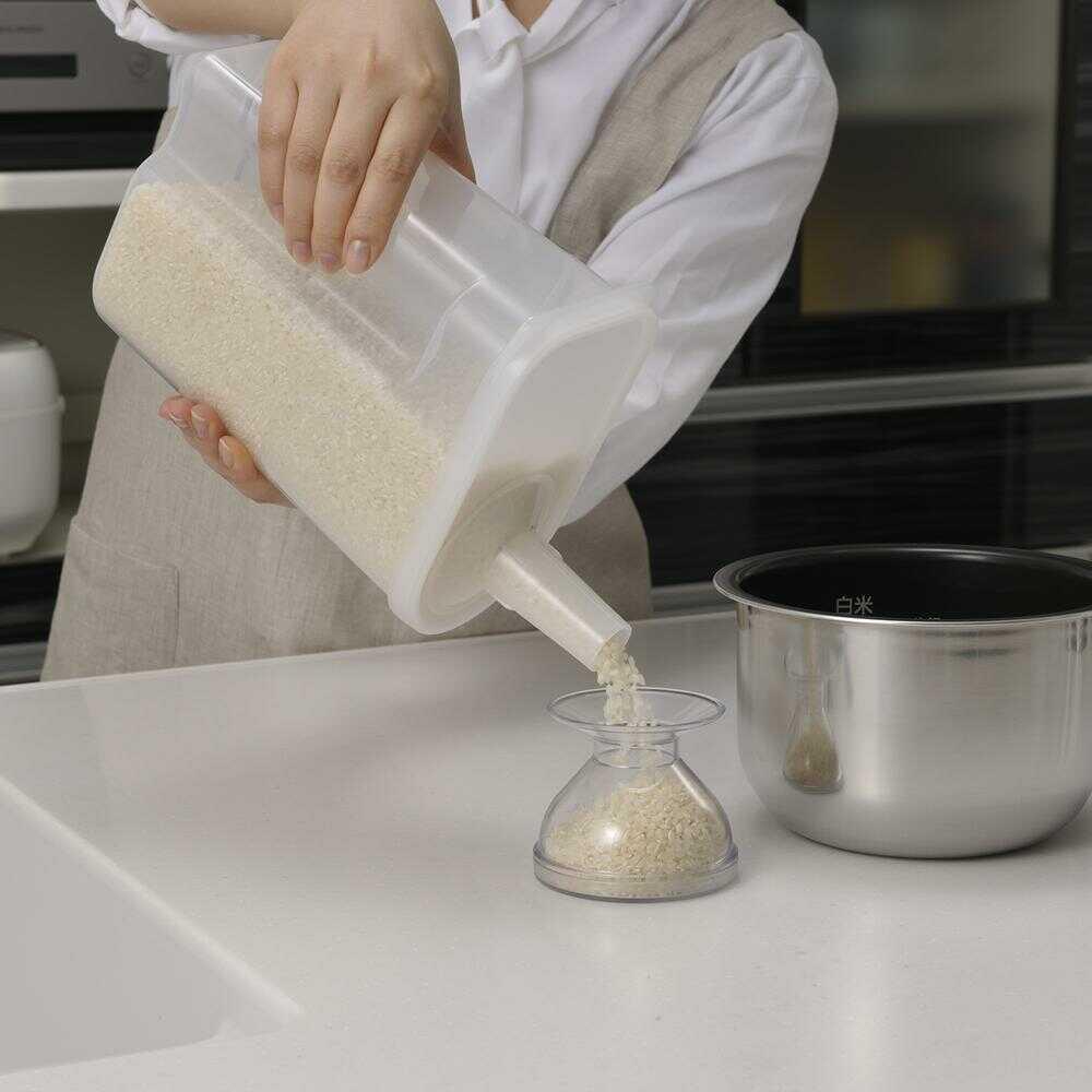 Inomata Chemical Refrigerator Rice Container 2kg