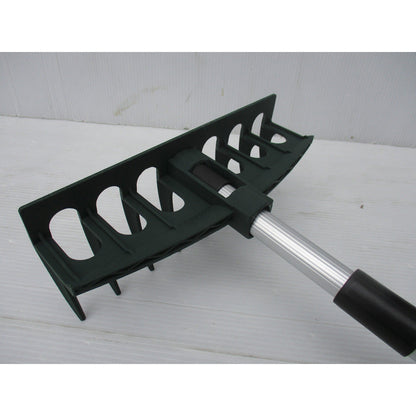 Aluminum Telescopic Rake 8-Prong 30310
