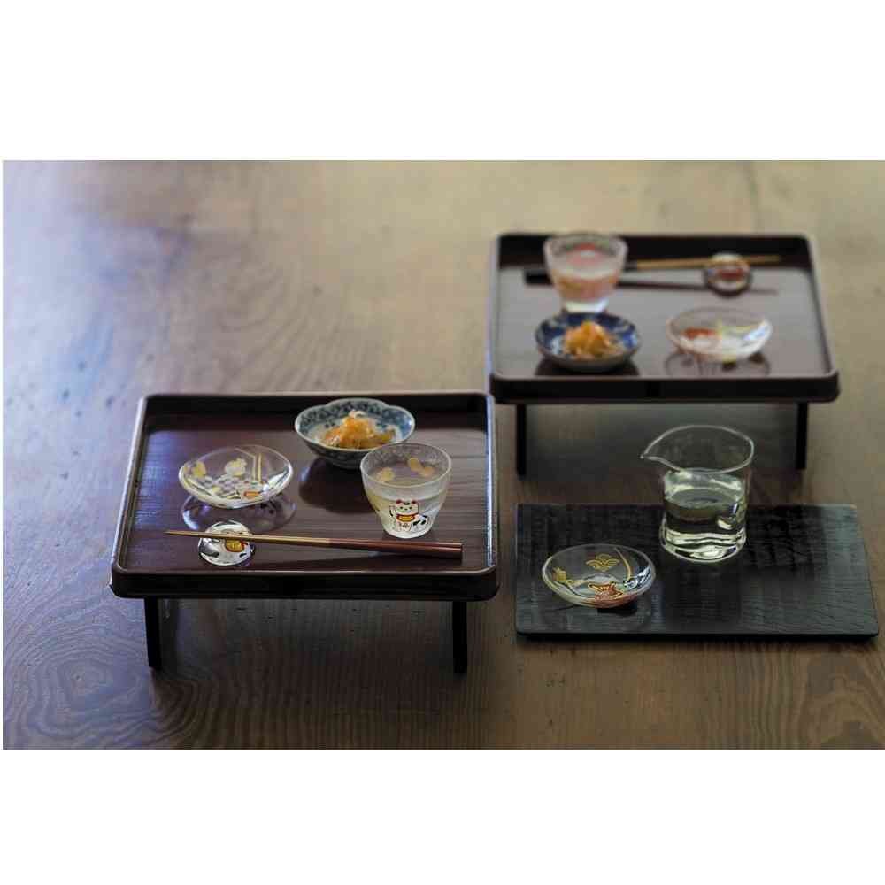 Adelia Medetamonozake Small Plate Maneki Neko