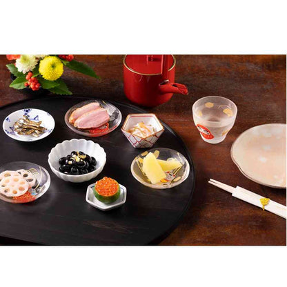 Adelia Medetamonozake Small Plate Daruma