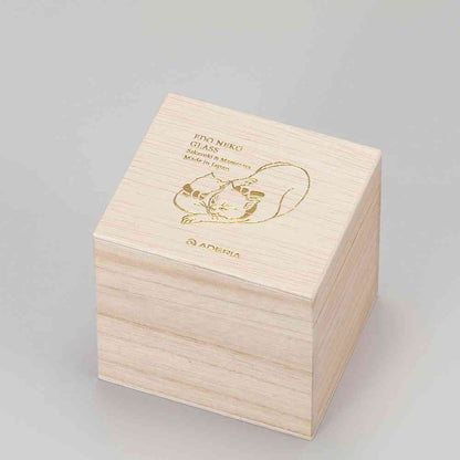 Adelia Premium Nippon Taste Sake Cup & Small Plate Set - Cream & Spot 90ml Cup×1, Small Plate×1