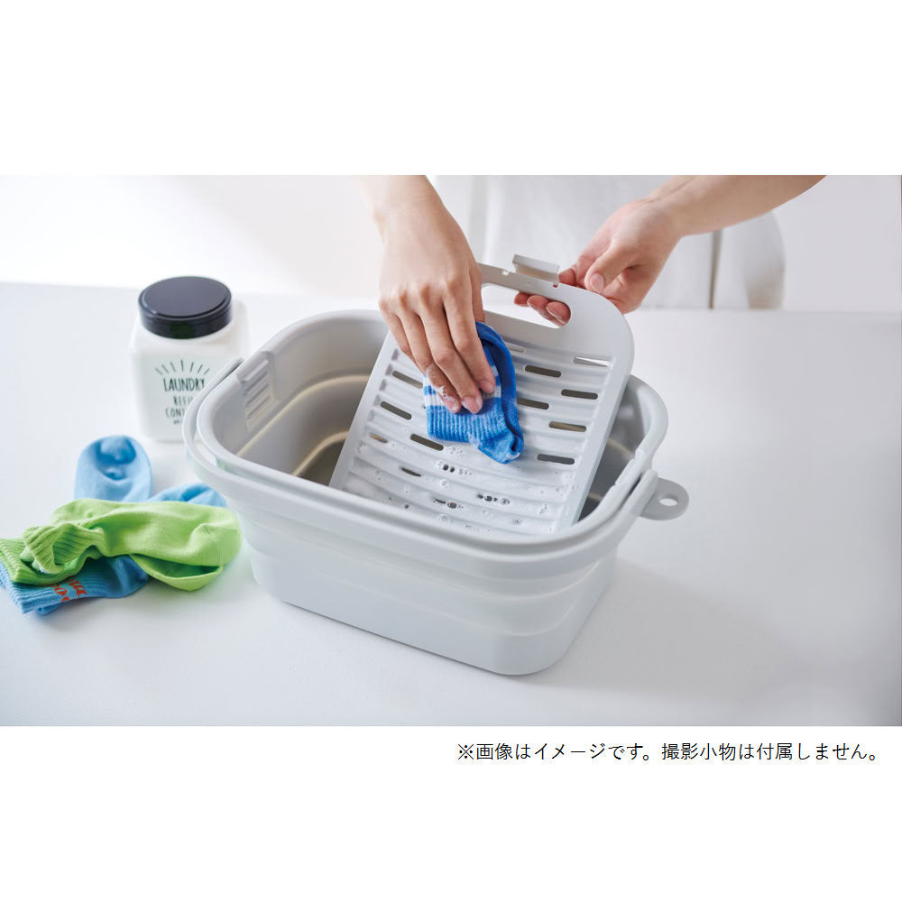 Isetan Foldable Soaking Wash Bucket I-617