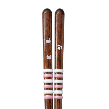 Ishida Dishwasher Safe Chopsticks Twirling Cat 21cm 1 Pair