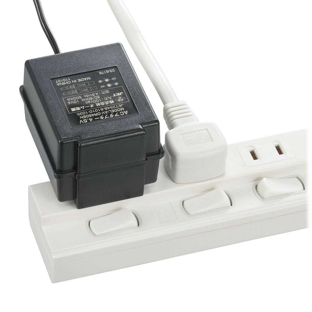 Ohm Electric Energy-Saving Tap 4 Outlets 1m