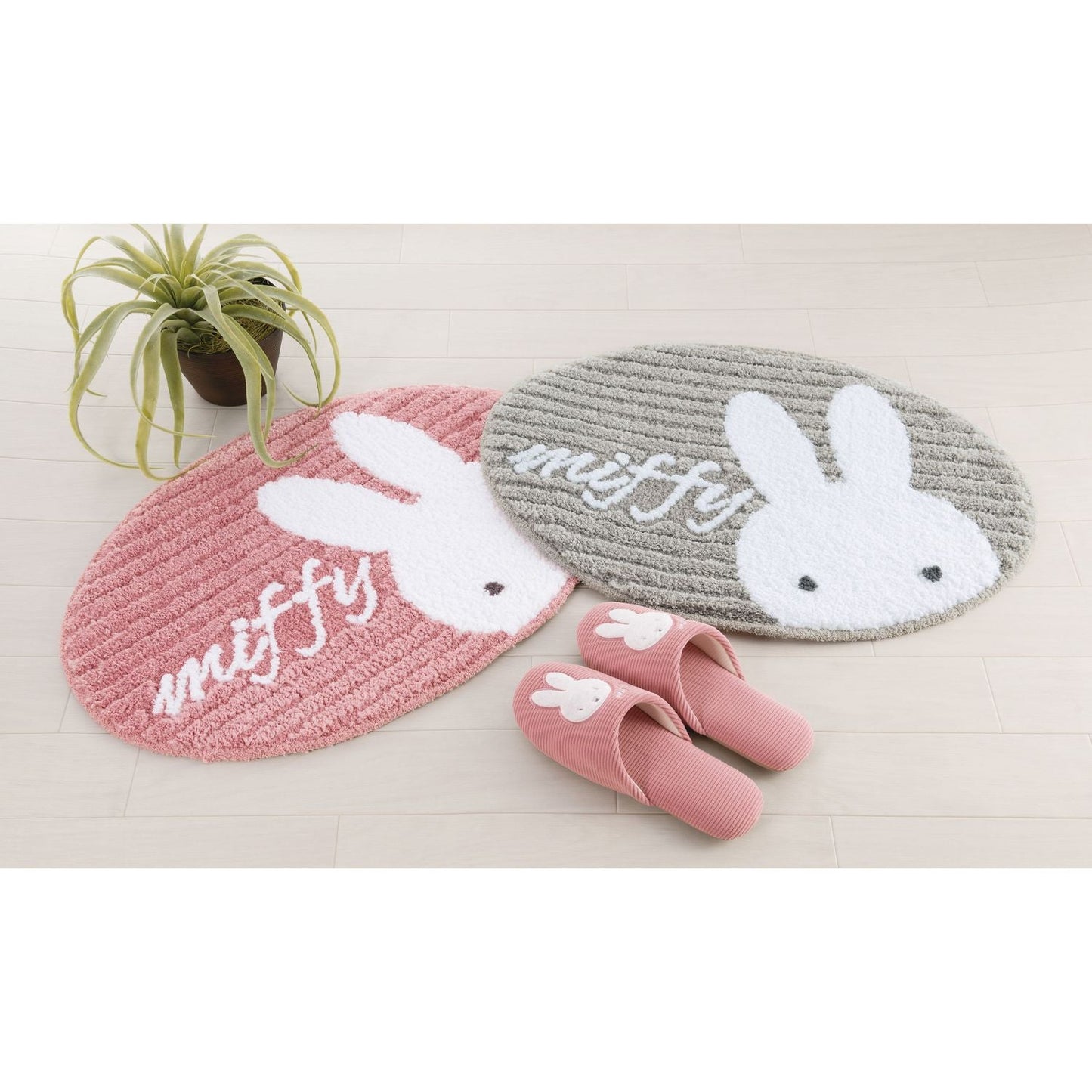 SENKO Dick Bruna Prima Miffy Accent Mat (Pink)