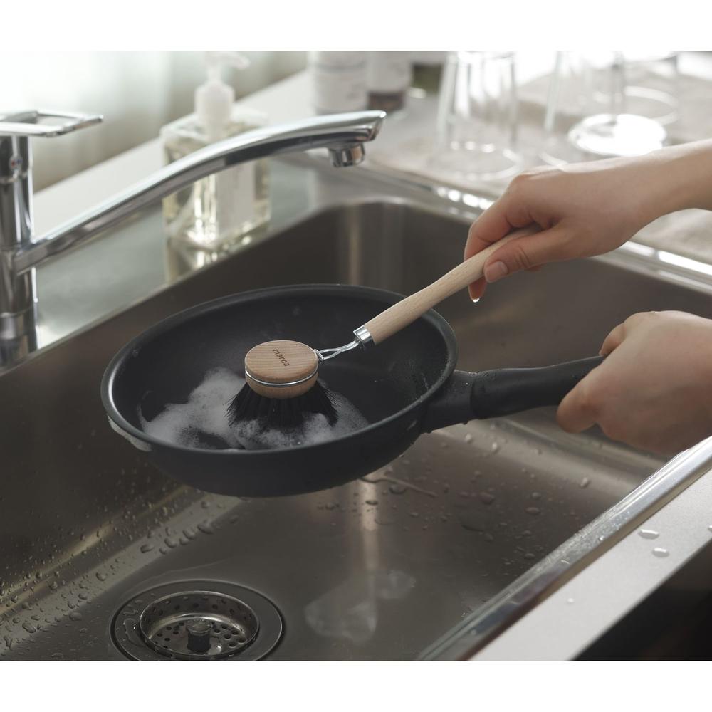 Marna Small Pot & Frying Pan Brush K813