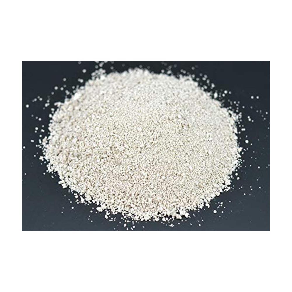 Hanagokoro Quick-Dissolving Lawn Fertilizer 300g