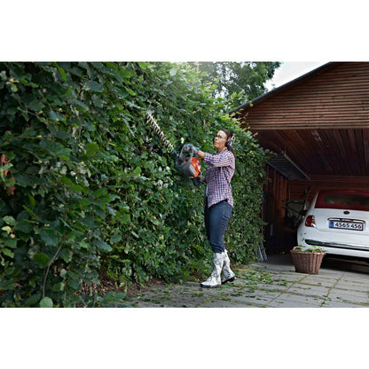 Husqvarna Engine Hedge Trimmer (Double Blade Type)